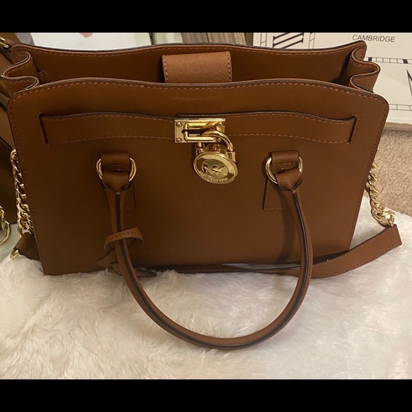 Michael Michael Kors Hamilton East West Satchel - Picture 6 of 13